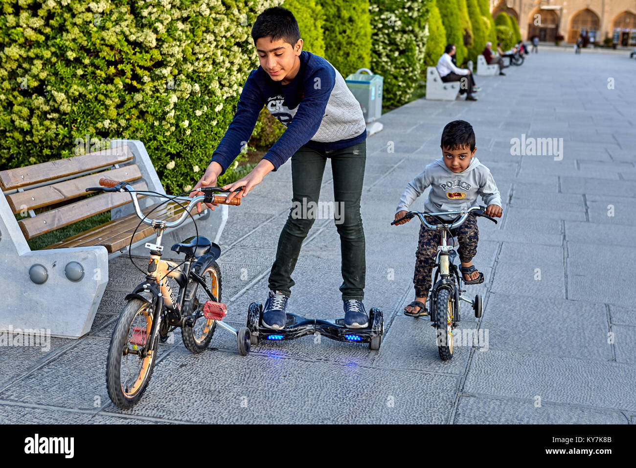 two brothers bicycles
