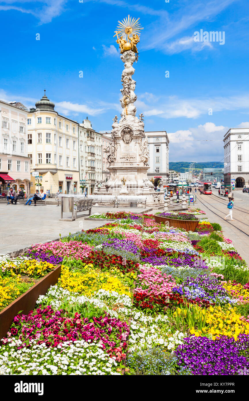LINZ, AUSTRIA - MAY 15, 2017: Holy Trinity column on the Hauptplatz or ...