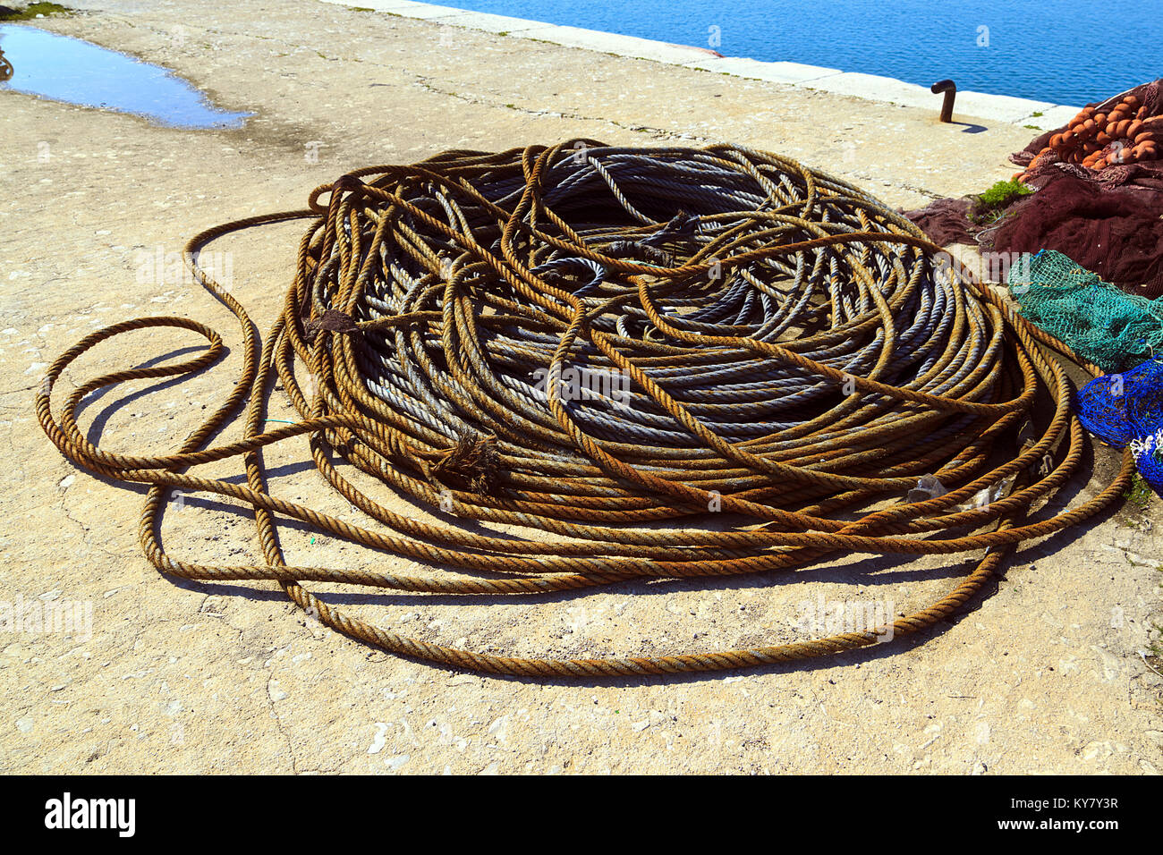 Fishermans rope hi-res stock photography and images - Alamy