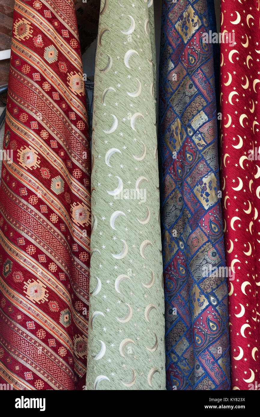Turkish Fabric Shop Stock Photos & Turkish Fabric Shop Stock Images Alamy