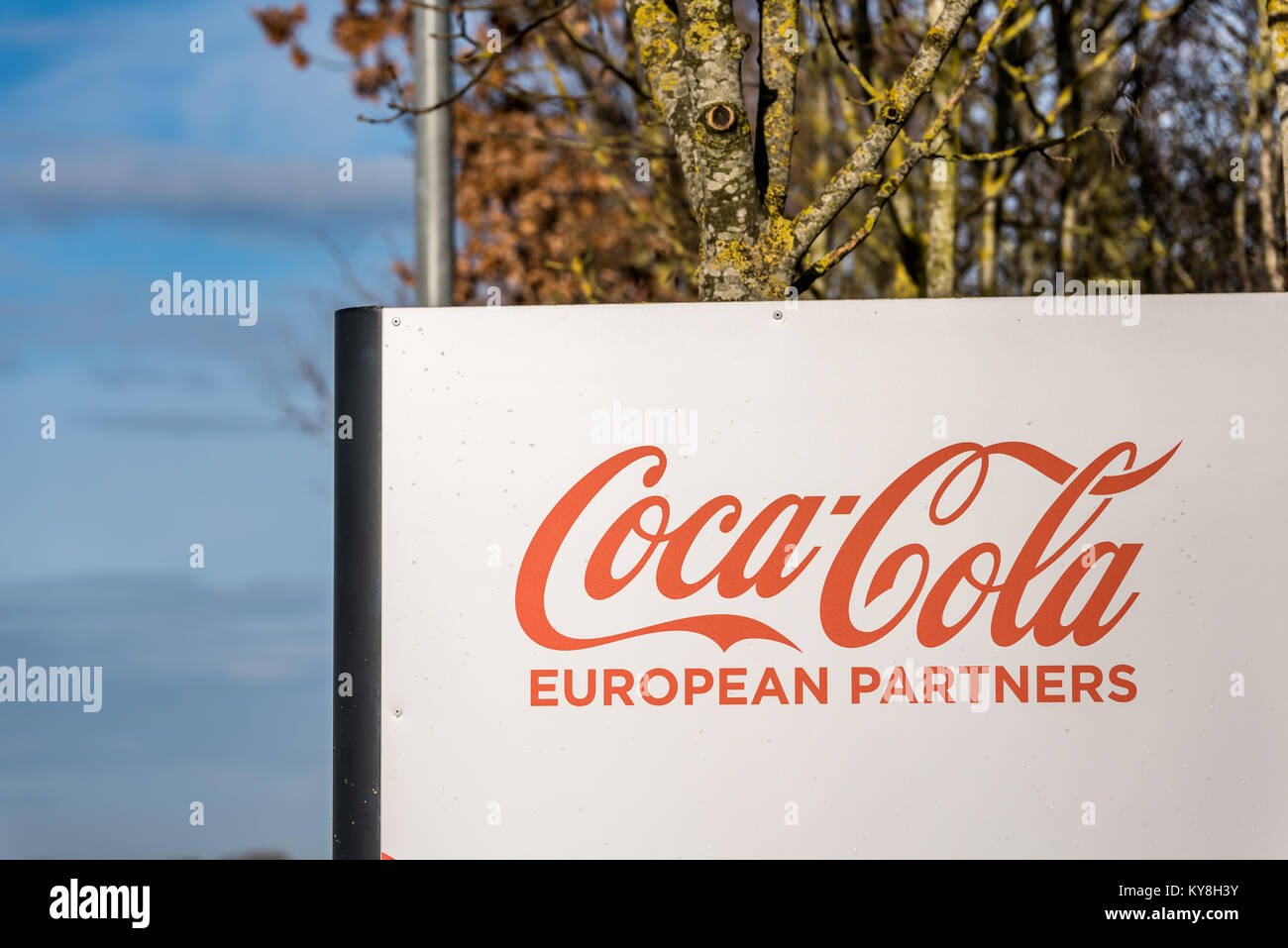 Coca cola distribution hires stock photography and images Alamy