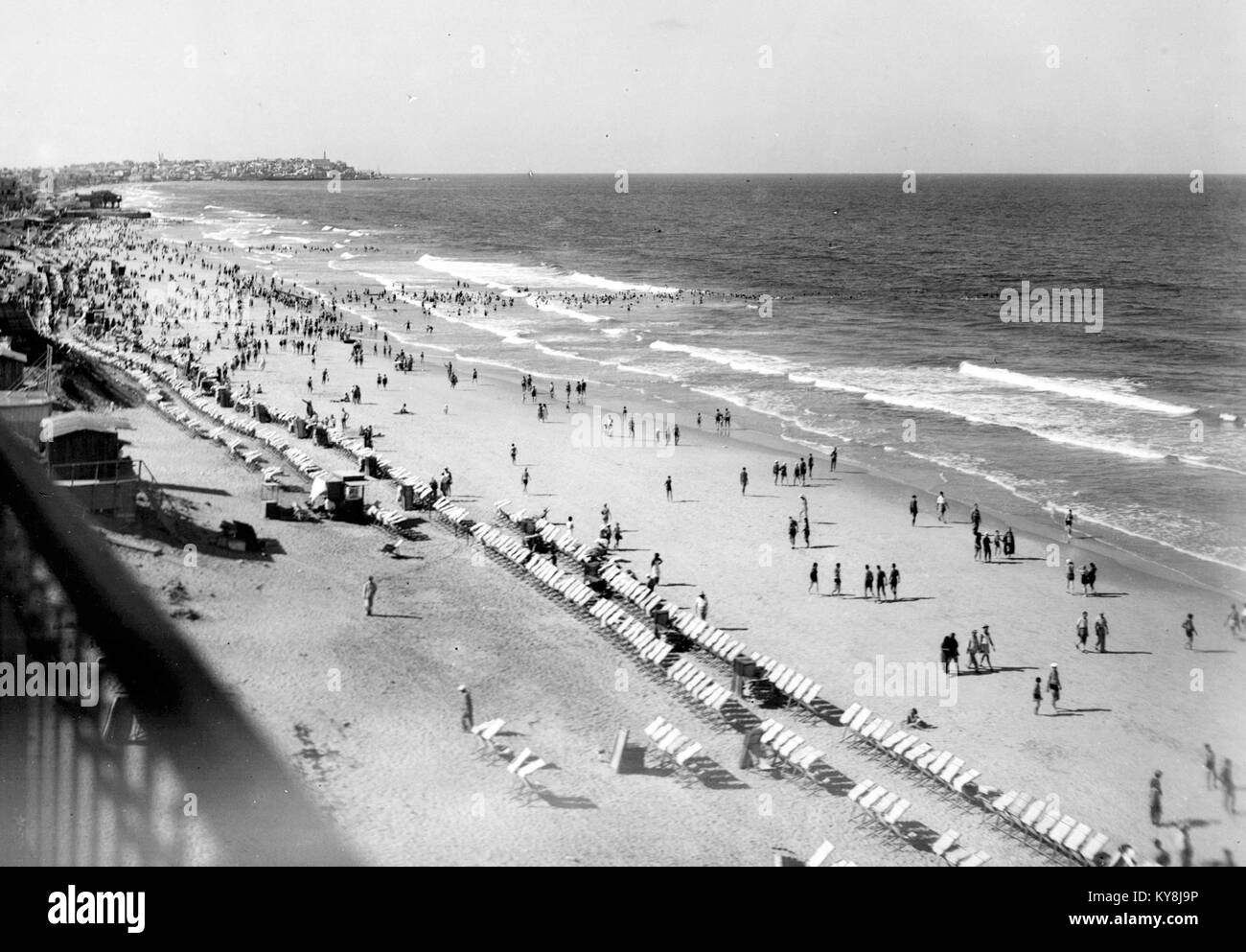 Israel tel aviv view Black and White Stock Photos & Images - Alamy