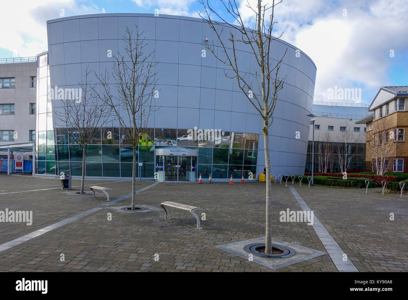 Main Entrance - Broomfield Hospital, Court Road, Broomfield, Chelmsford, Essex, UK Stock Photo