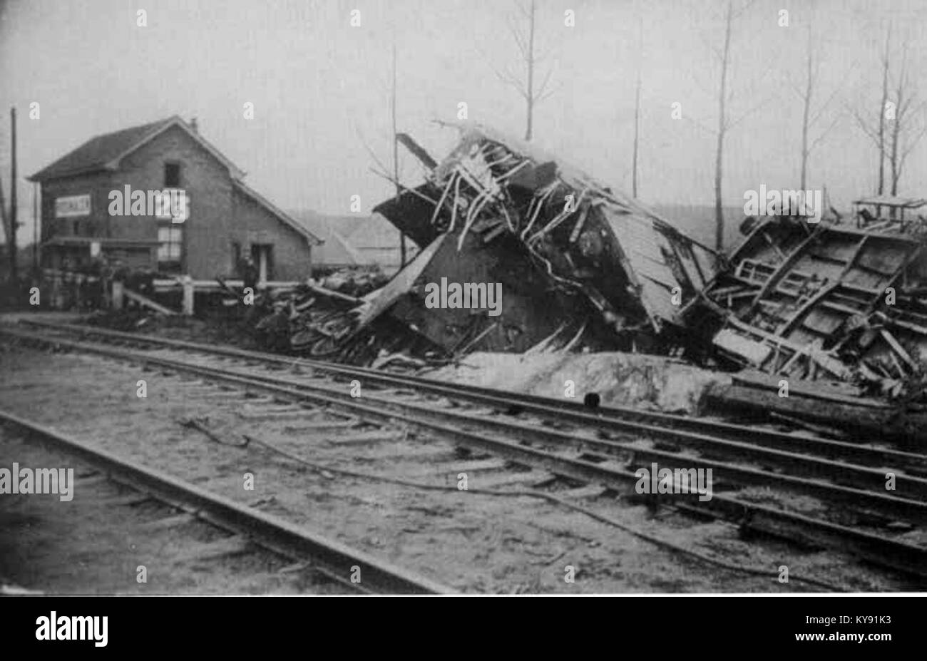 In 1920 railway accident hi-res stock photography and images - Alamy