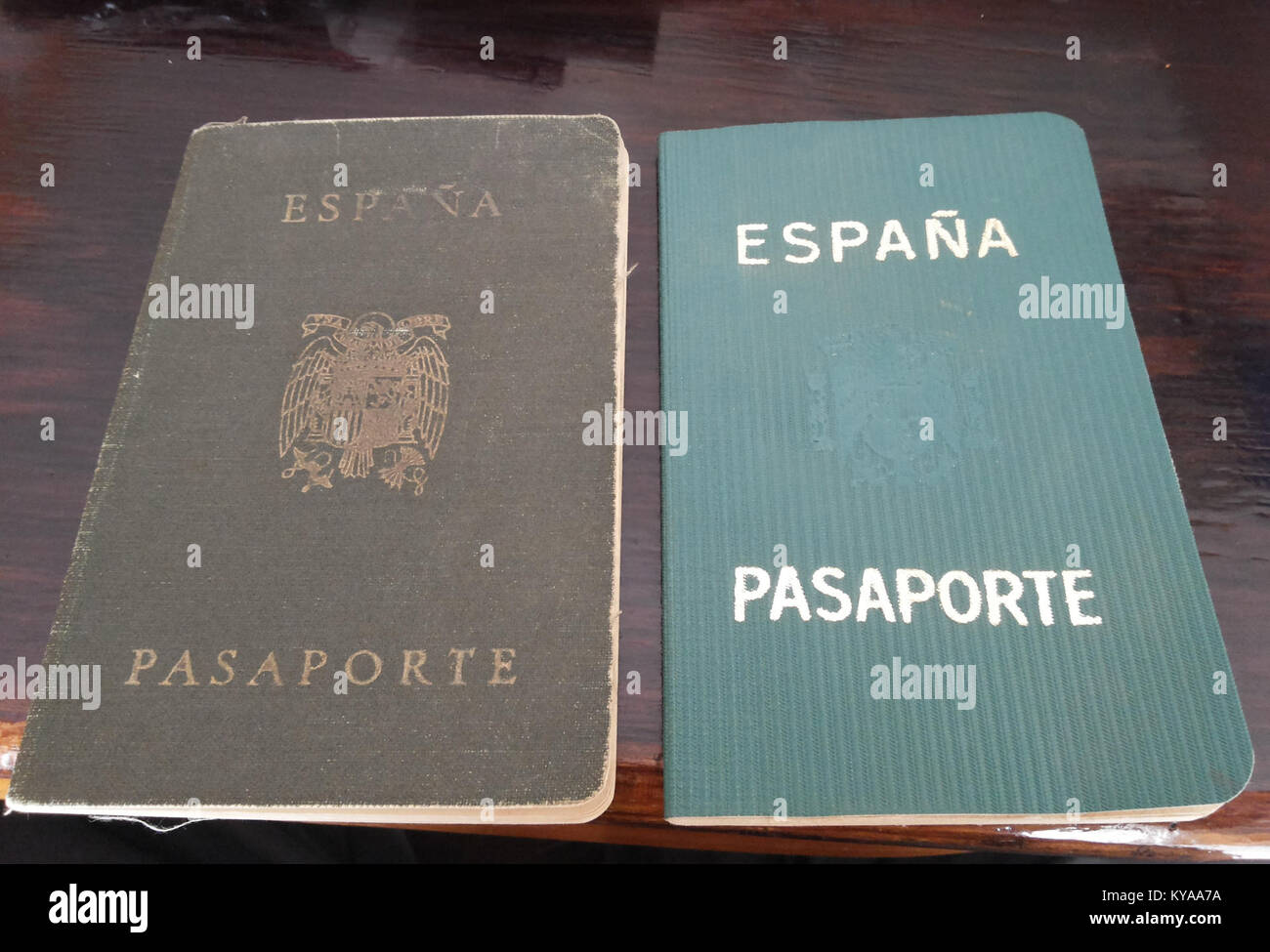 Pasaportes españoles emitidos en el consulado de Bahía Blanca, Argentina Stock Photo
