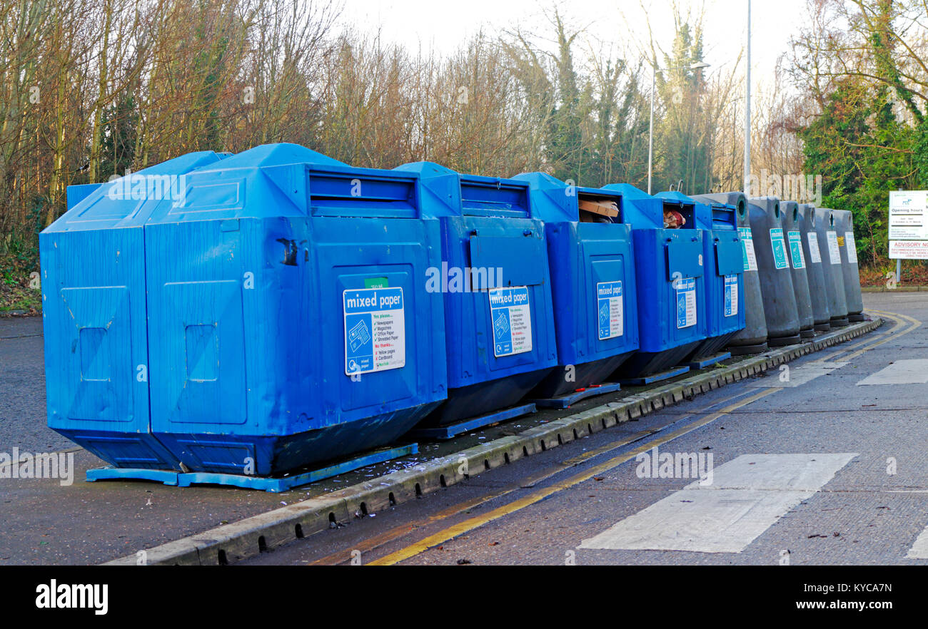 Community recycling center hires stock photography and images Alamy