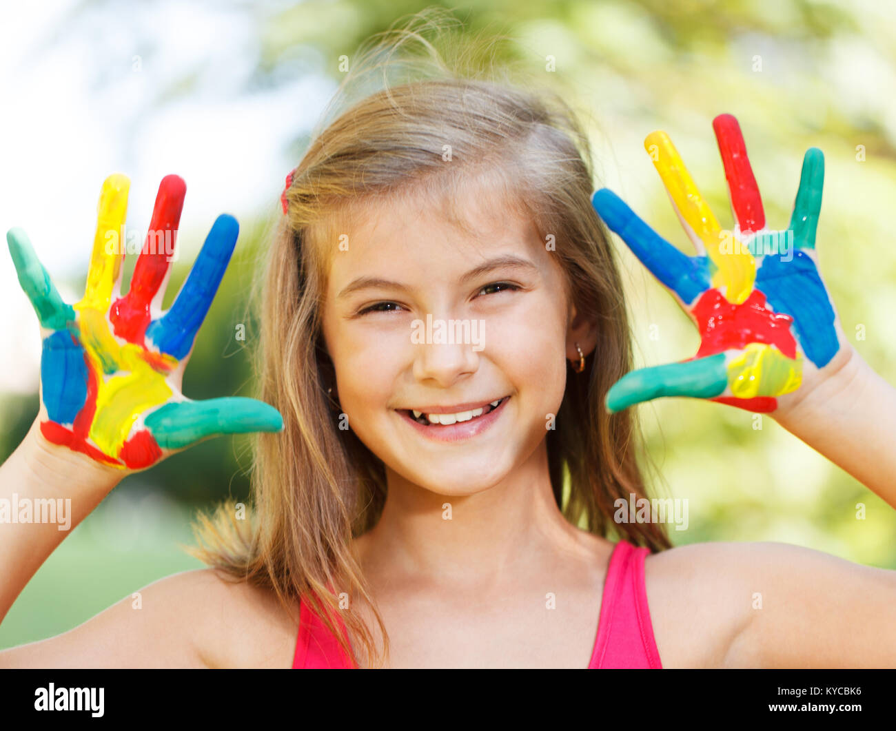 10 years old girl drawing hires stock photography and images Alamy