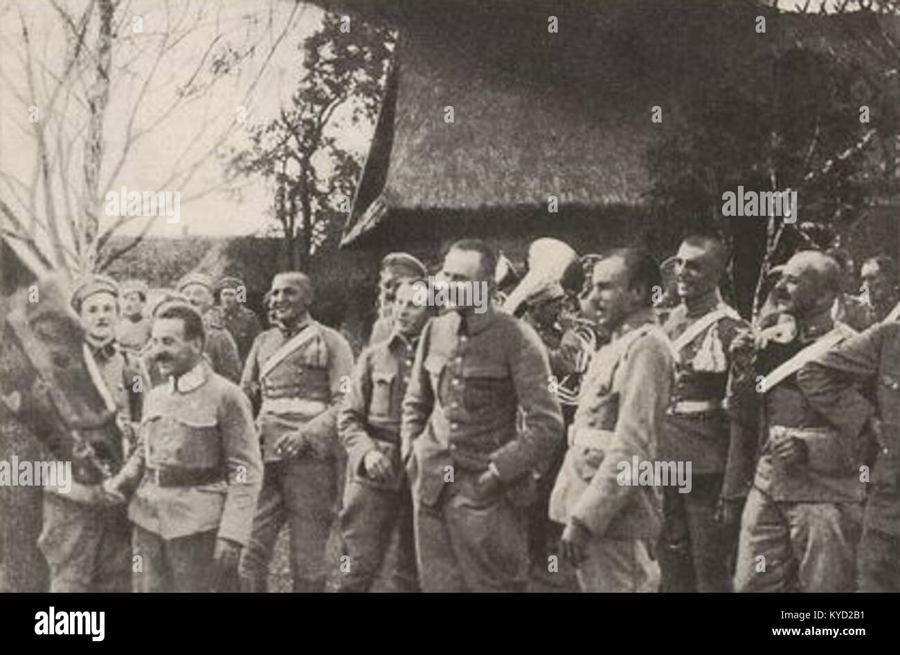 Interwar military portrait photograph hi-res stock photography and ...
