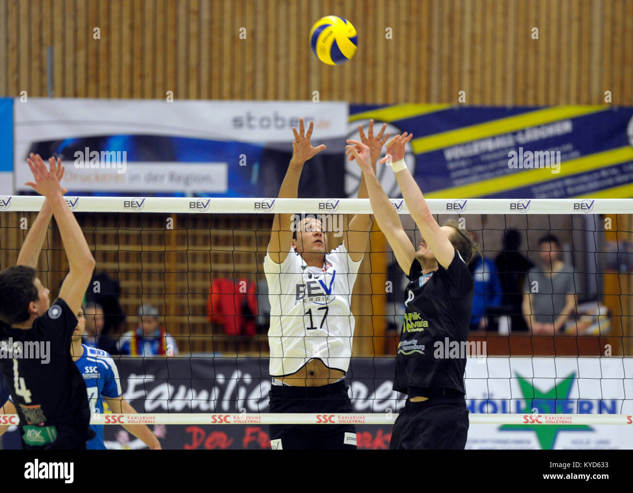 Karlsruhe, Deutschland. 13th Jan, 2018. Seyar Rahmani (SSC). GES/ Volleyball/ 2. Bundesliga-Sued: SSC Karlsruhe - TV/DJK Hammelburg, 13.01.2018 -- |usage worldwide Credit: dpa/Alamy Live News Stock Photo