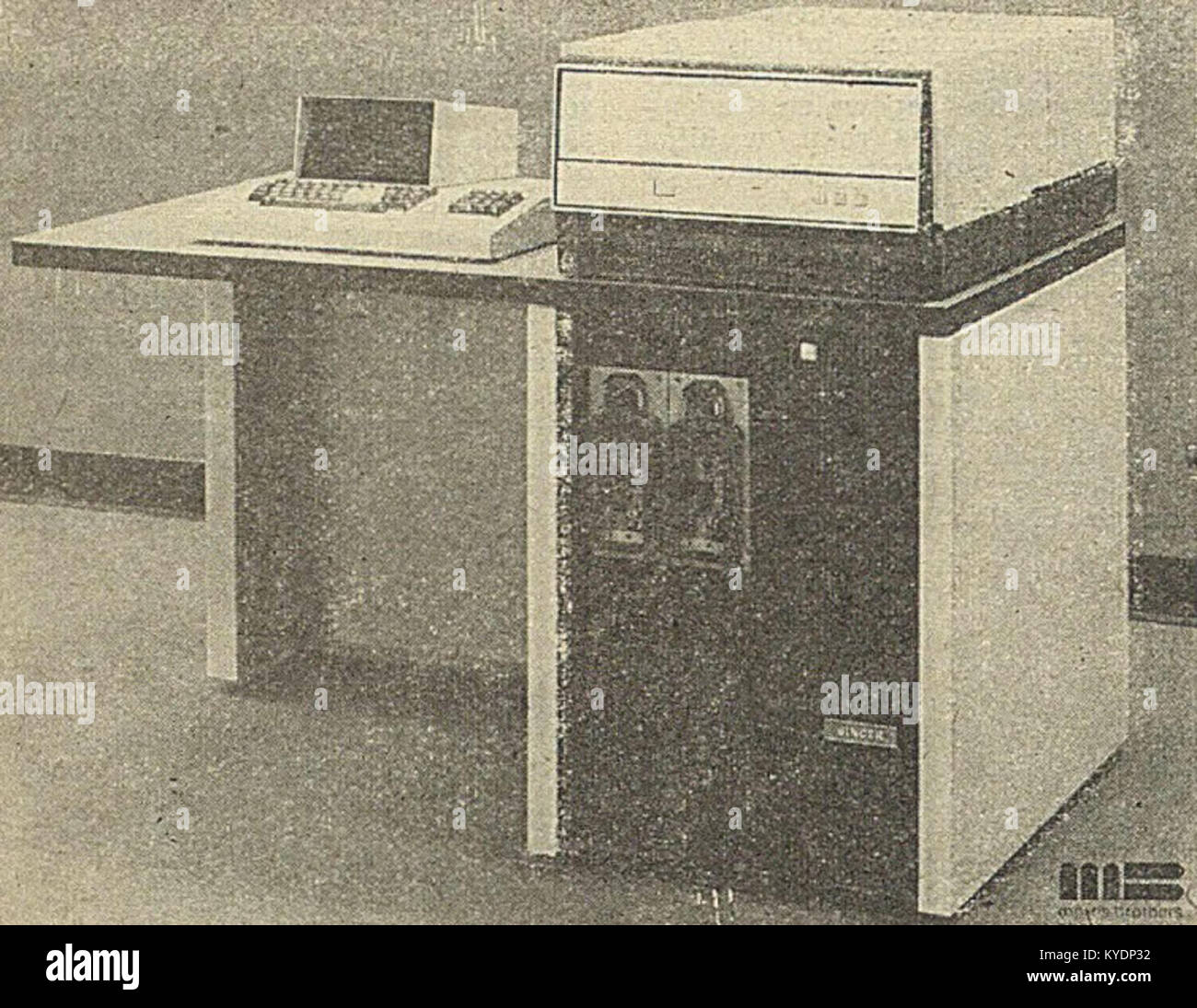 Computer 1970's office hi-res stock photography and images - Alamy