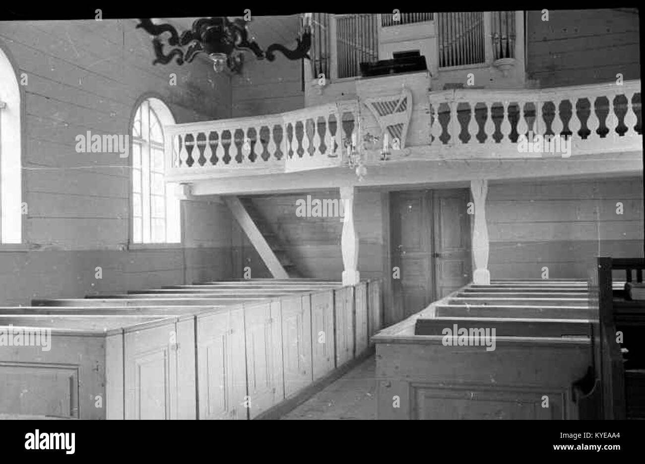 Old Church Organ In Black And White Stock Photos Images Alamy old-church-organ-in-black-and-white-stock-photos-images-alamy