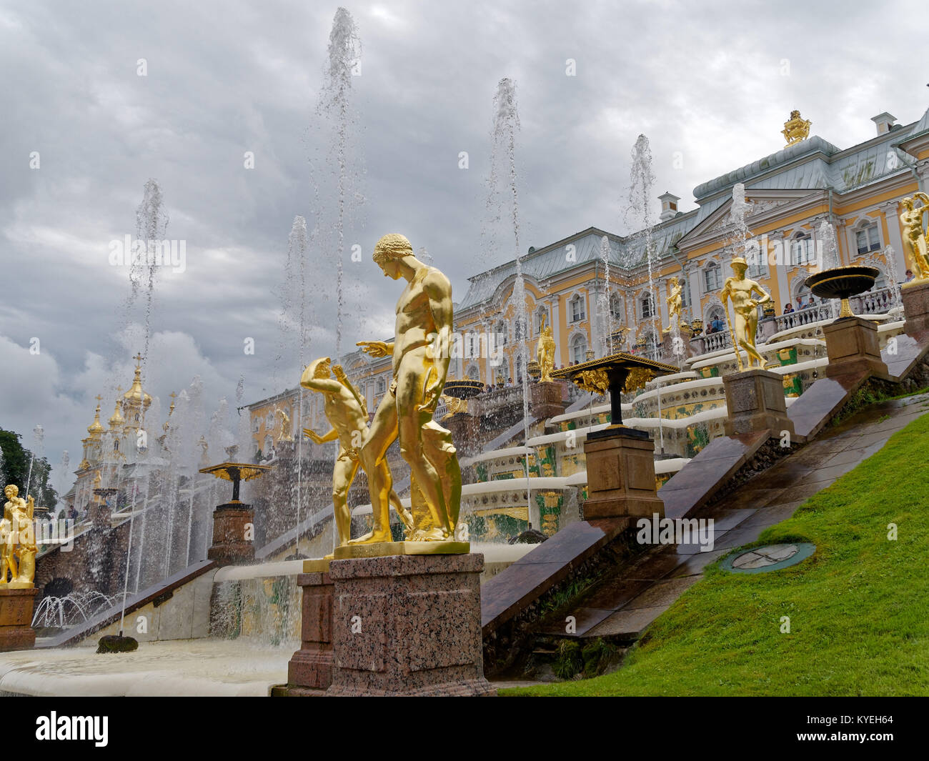 Peterhof, Sankt Petersburg, Russia Stock Photo - Alamy