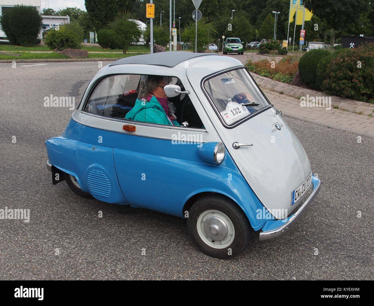 Bmw 132 hi-res stock photography and images - Alamy