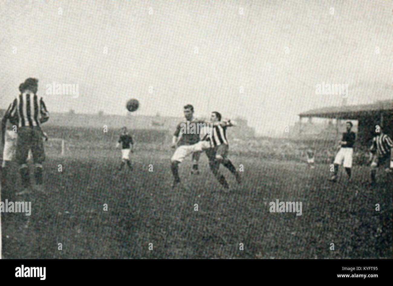 Woolwich Arsenal v. Newcastle United, April 1906 Stock Photo Alamy