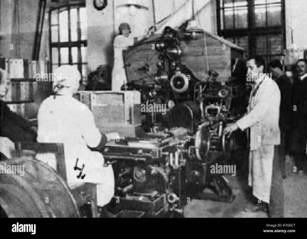 tobacco product manufacturing Products Process Flat Vector Stock Vector (Royalty Free) 2290185379 Tobacco process Black and White