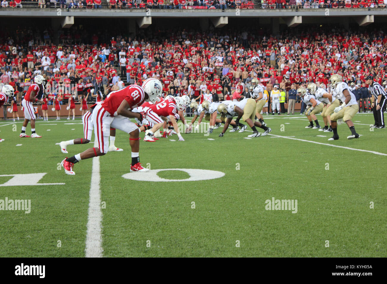 Western kentucky hilltoppers football hires stock photography and