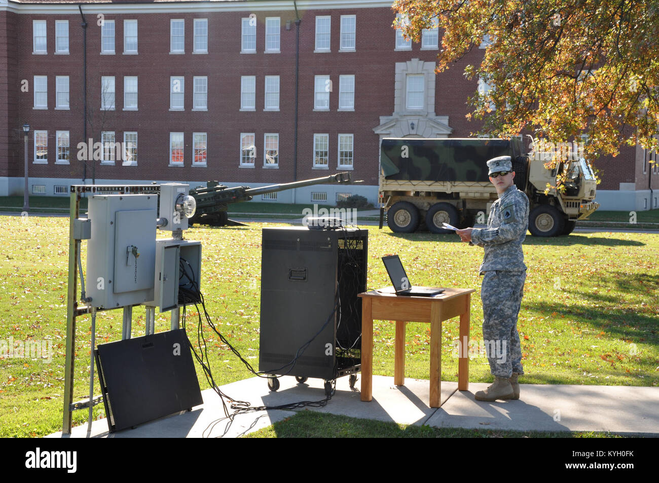 US military awards and promotion ceremony. Taking the oath Stock Photo