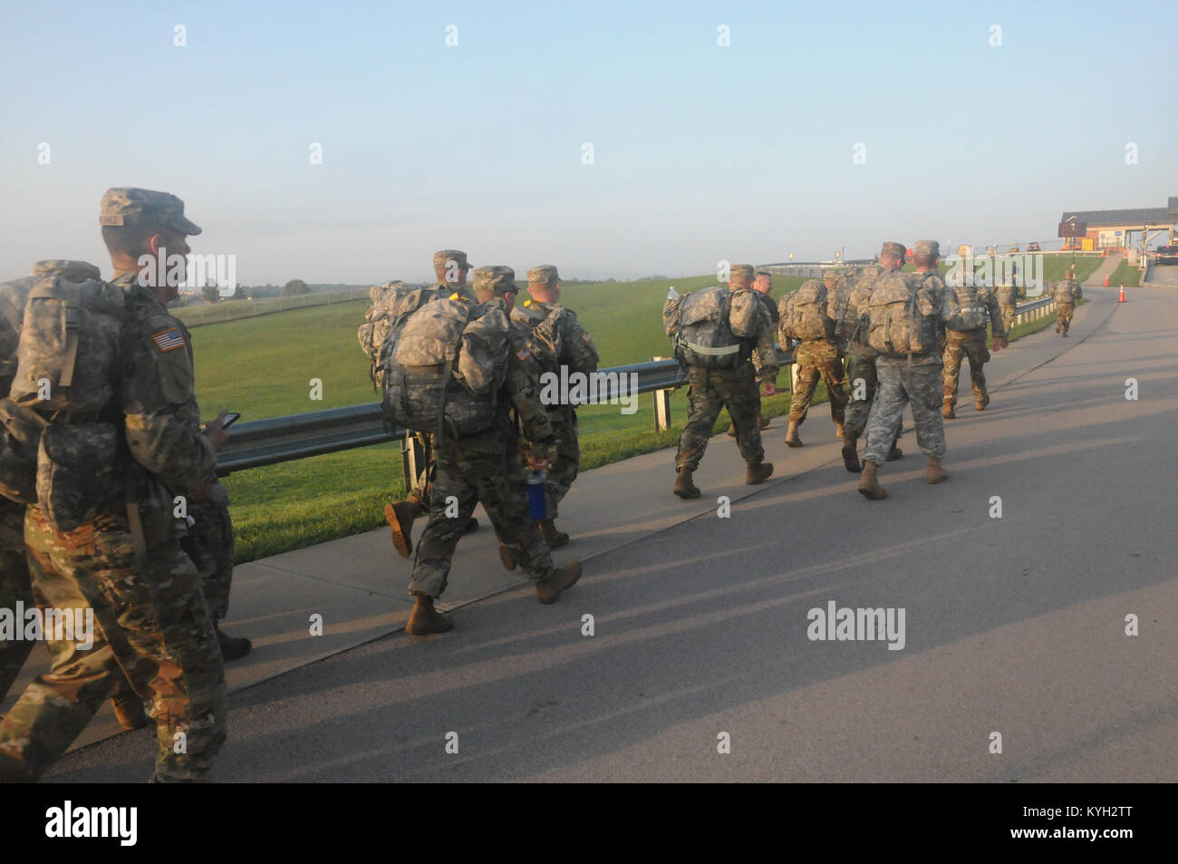 Kentucky National Guard soldiers start their 10k ruck march on Boone ...