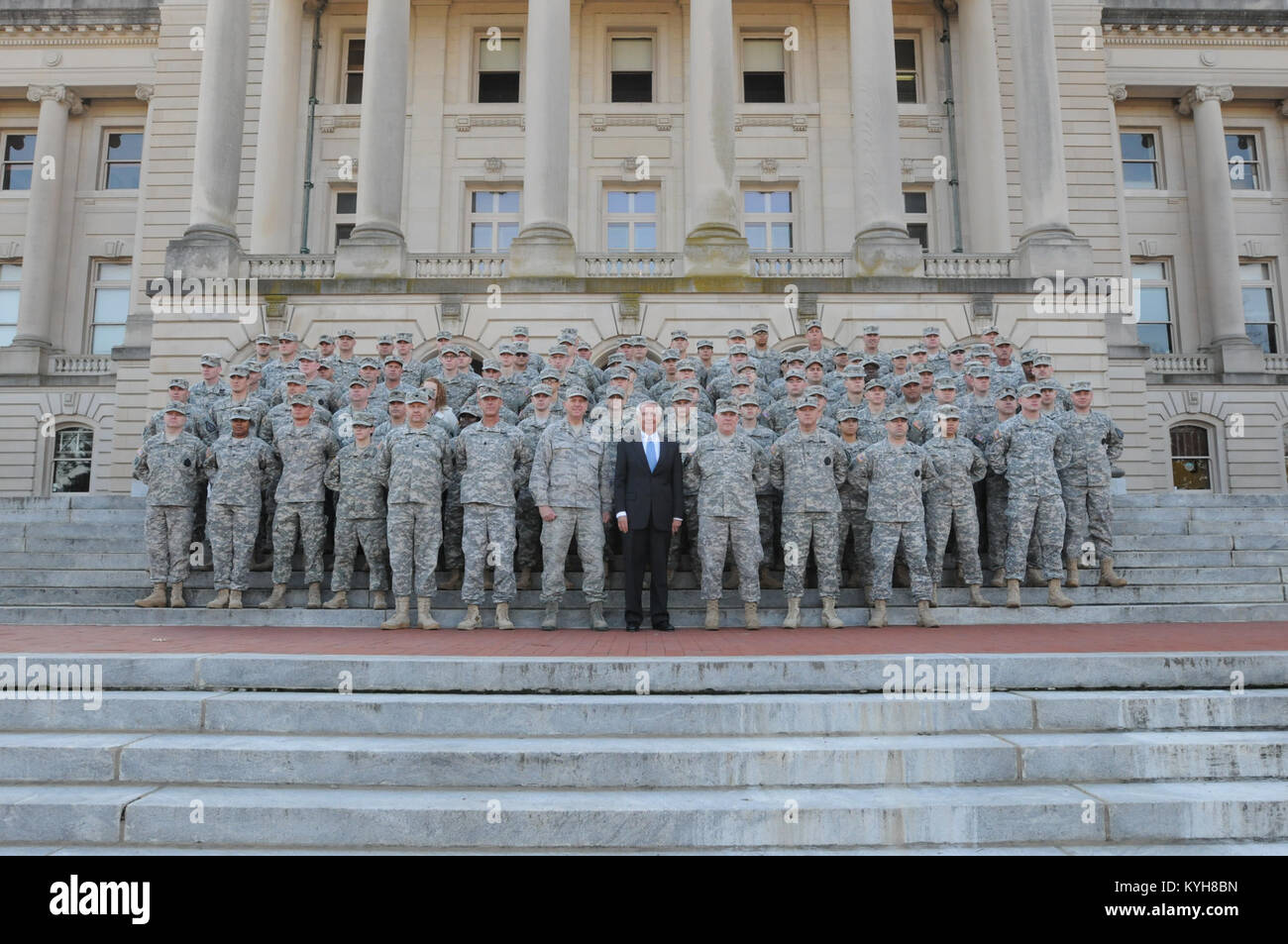 Kentucky Governor, Steve Beshear and the Adjutant General, Maj. Gen. Edward W. Tonini, join recruiters and new Kentucky Guard recruits on the steps of the State Capitol in Frankfort, Ky., Nov. 20, 2012. (Kentucky National Guard photo by Sgt. Scott Raymond) Stock Photo