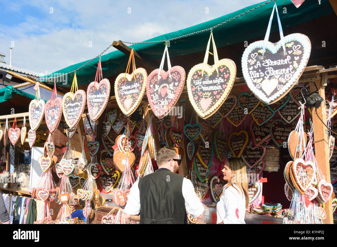 München, Munich: Oktoberfest beer festival: ginger bread hearts, Oberbayern, Upper Bavaria, Bayern, Bavaria, Germany Stock Photo