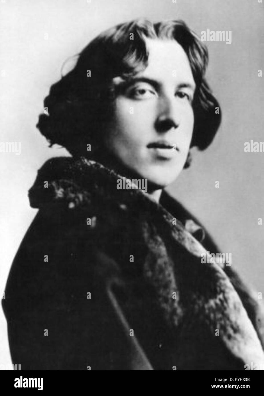 Sarony, Napoleon (1821-1896) - Oscar Wilde (1854-1900) 1882 - picture - 23 - reversed Stock Photo