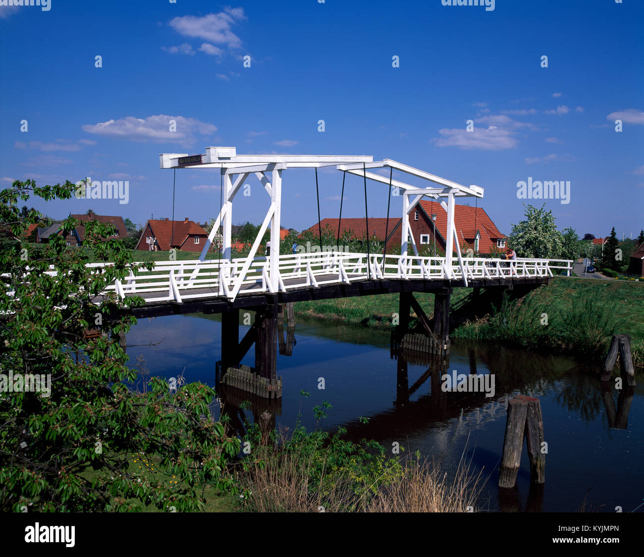 Hogendiek-Brücke (bridge) in Steinkirchen,  Altes Land, Old Country, Lower Saxony, Germany Stock Photo