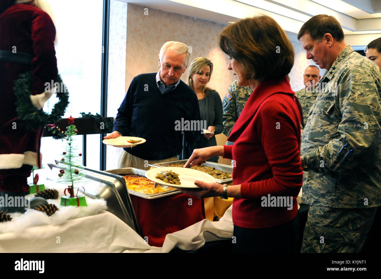 Kentucky's Governor, Steve Beshear, visited with Guardsmen during the Joint Force Headquarters' Christmas dinner held at the Capital Plaza hotel in Frankfort, Ky., Dec. 7. (Photo by Spc. Brandy Mort, Kentucky Army National Guard) Stock Photo