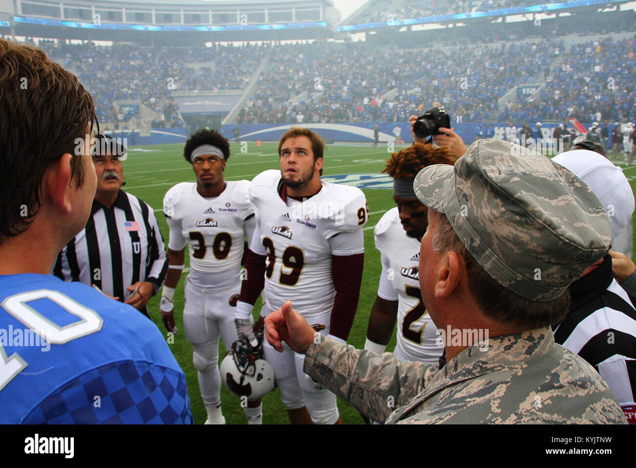 The University of Kentucky honored military Service members, firemen and police officers during the 2014 Heroes Day at Commonwealth Stadium, in Lexington, Ky., Oct. 11, 2014. (U.S. Army National Guard photo by Staff Sgt. Scott Raymond) Stock Photo