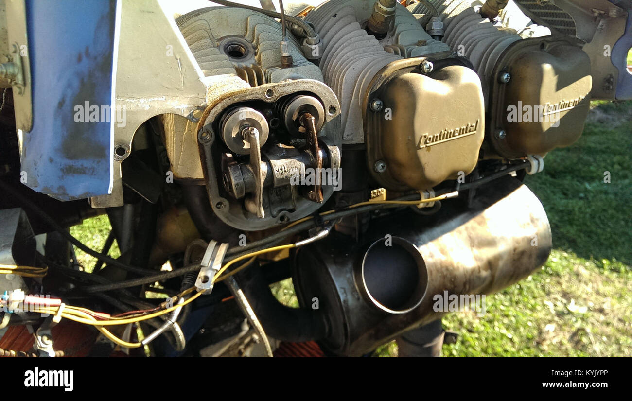 Exhaust valve hires stock photography and images Alamy