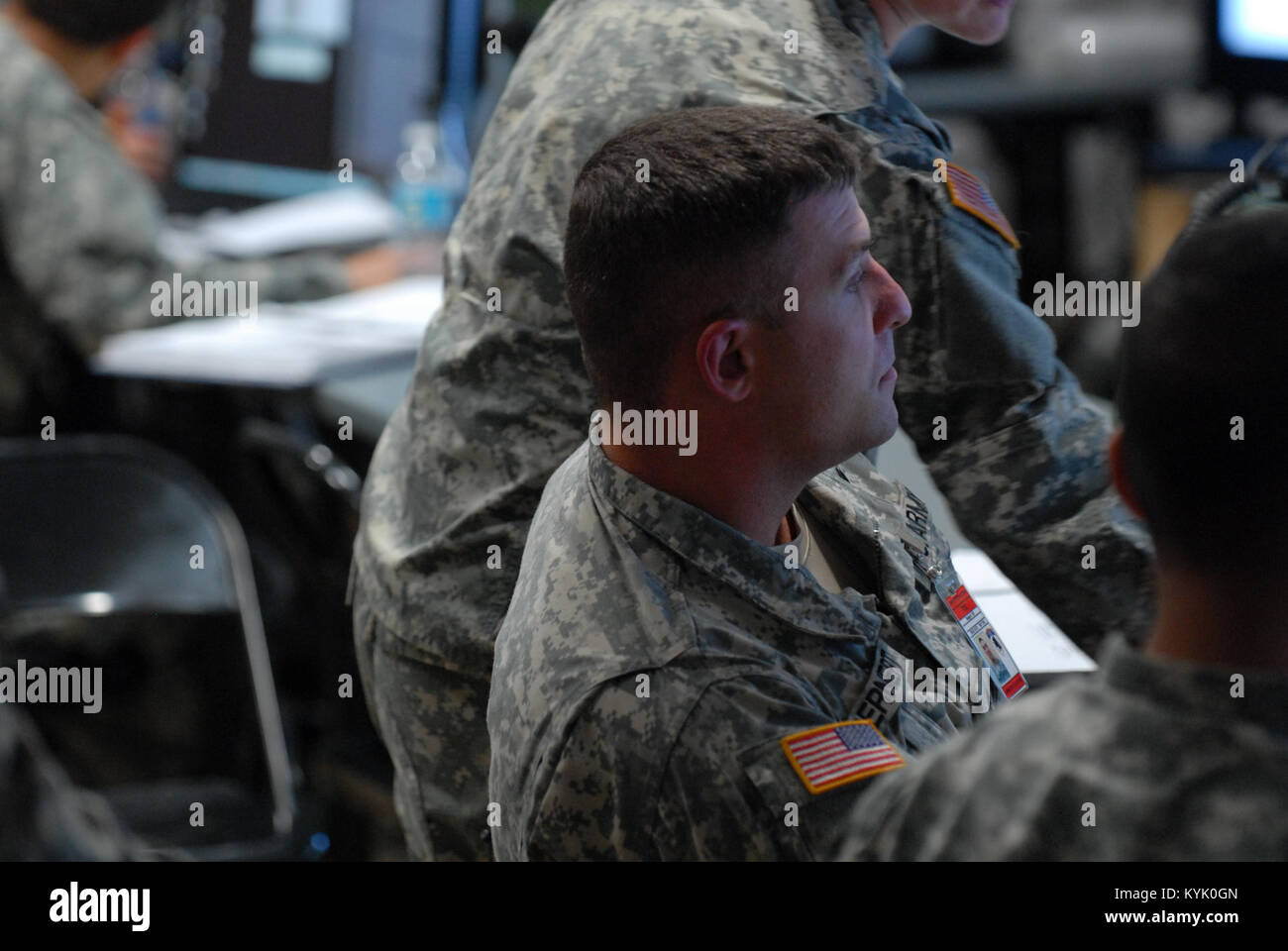 US army national guard in the field Stock Photo - Alamy