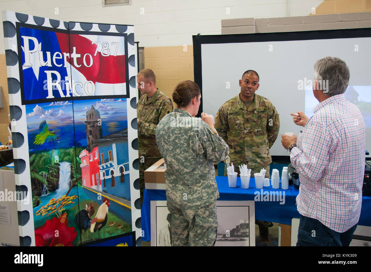 Members of the Kentucky National Guard and employees at the Boone National Guard Center celebrated differences at a Diversity Day event in Frankfort, Ky., Aug. 17, 2017. (U.S. Army National Guard photo by Sgt. Cody Cooper) Stock Photo