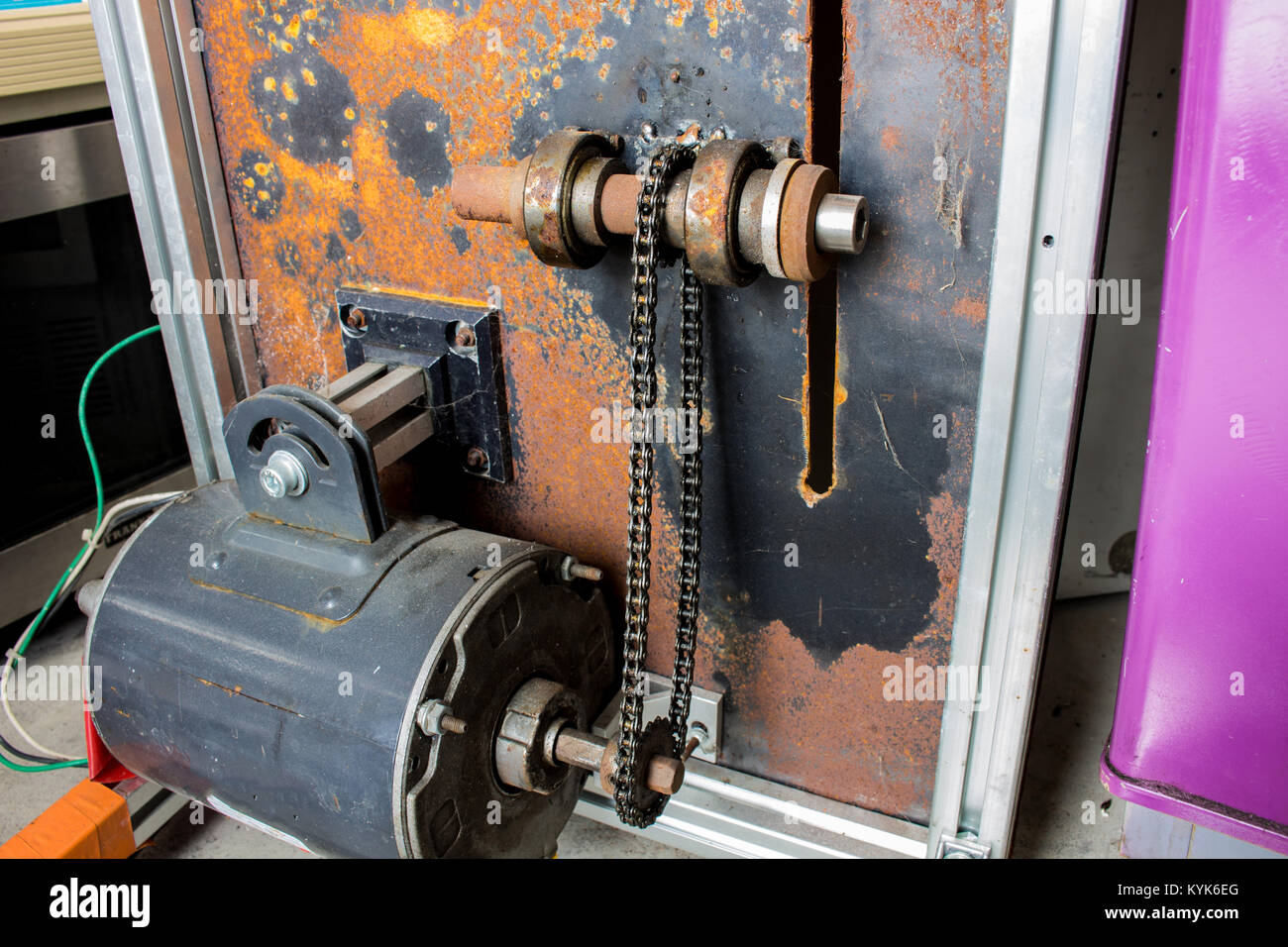The motor and chain drive shaft Stock Photo Alamy