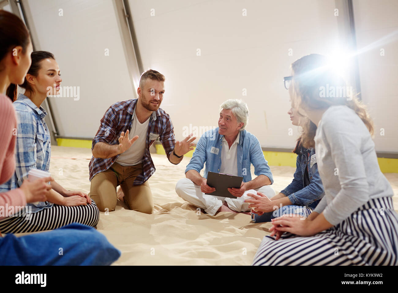 Question Discussion Competition Debate competition hi-res stock photography and images - Alamy