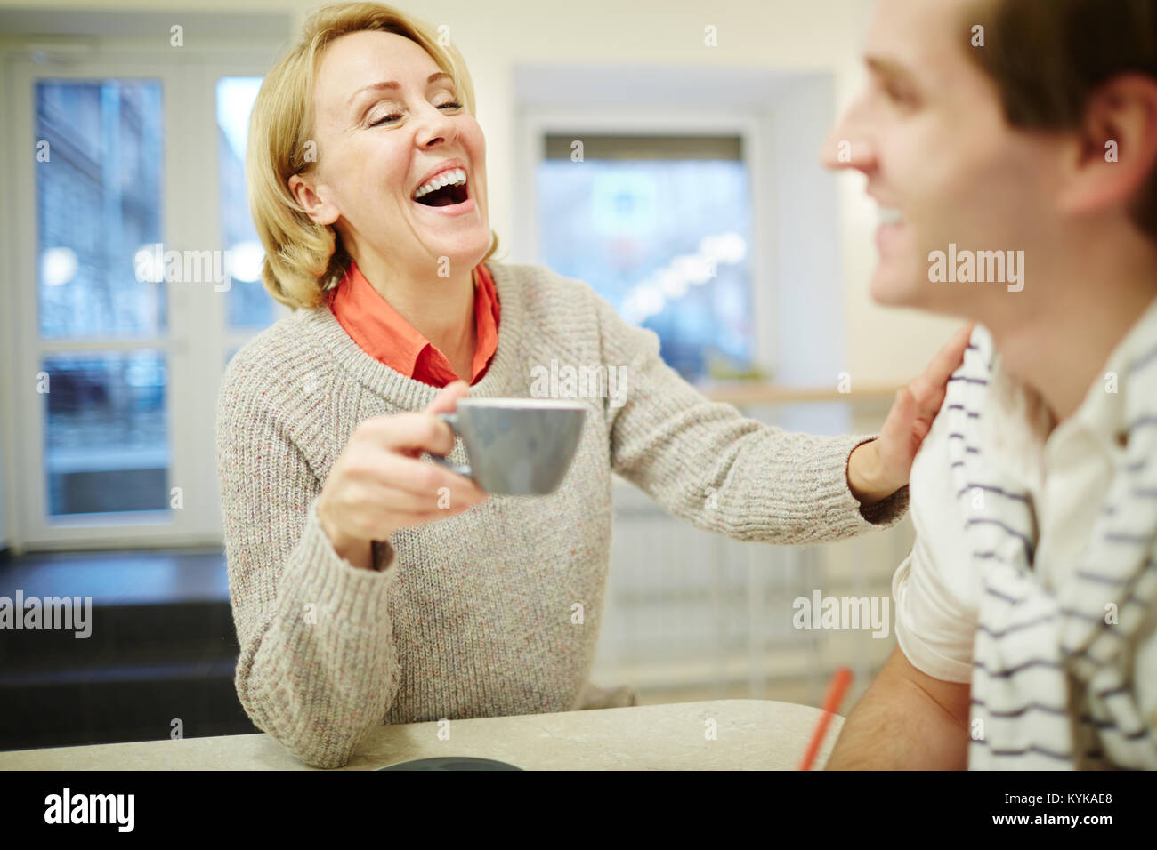 Employee laughing hi-res stock photography and images - Alamy