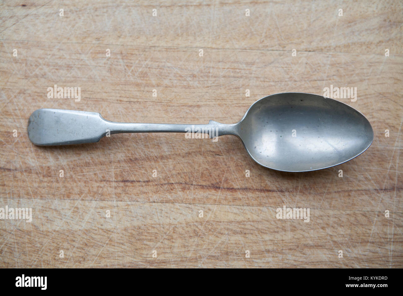 Tarnished metal spoon hi-res stock photography and images - Alamy