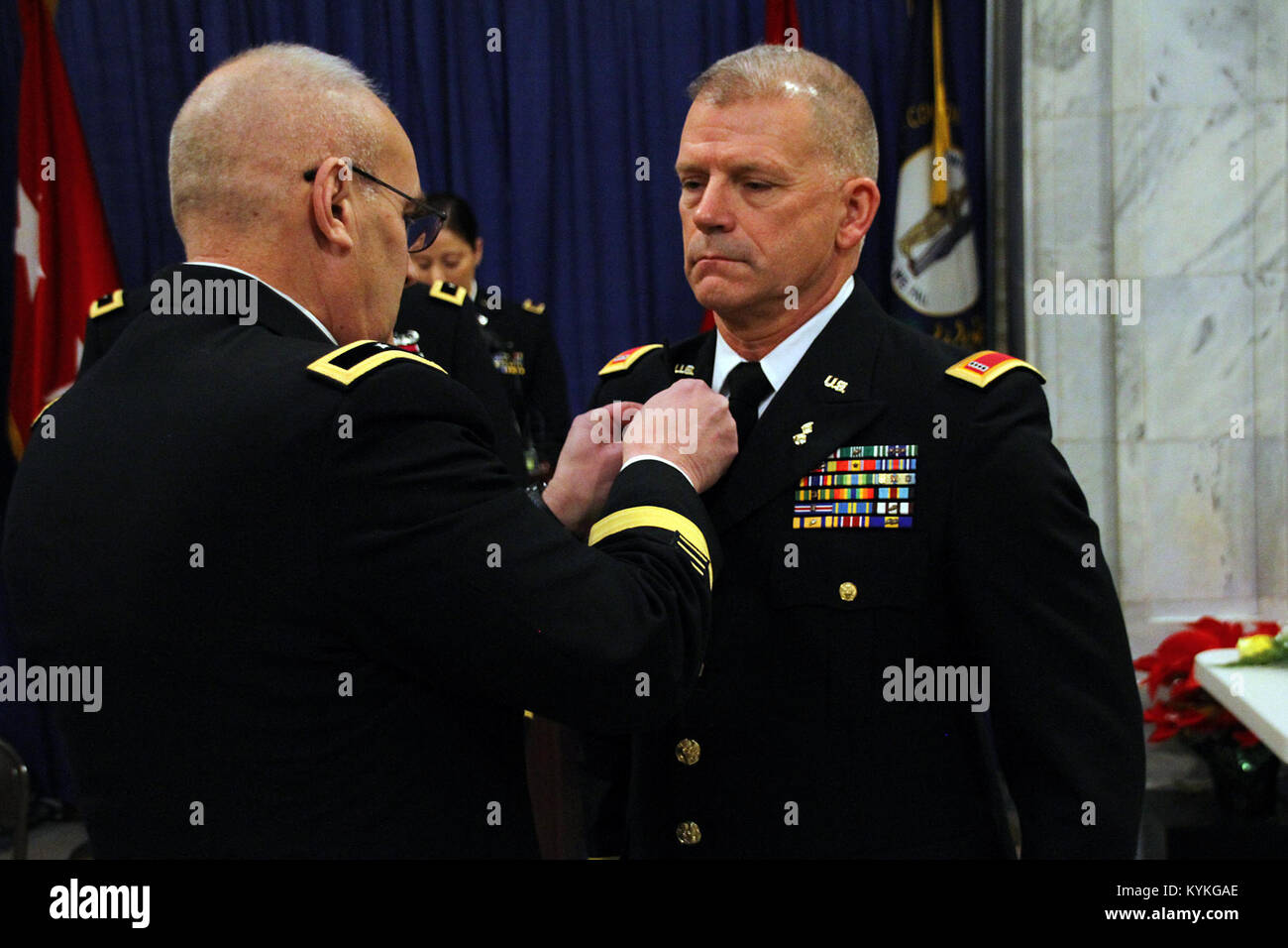 Brig. Gen. Scott Campbell removes Chief Warrant Officer Dwight Harlan's ...