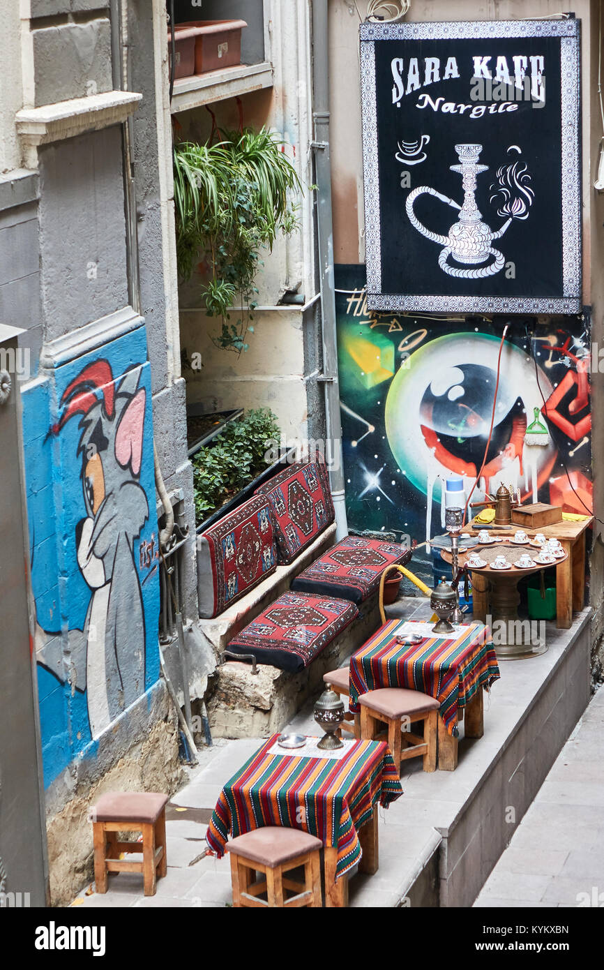 Hookah narghile in cafe in Istanbul Stock Photo Alamy