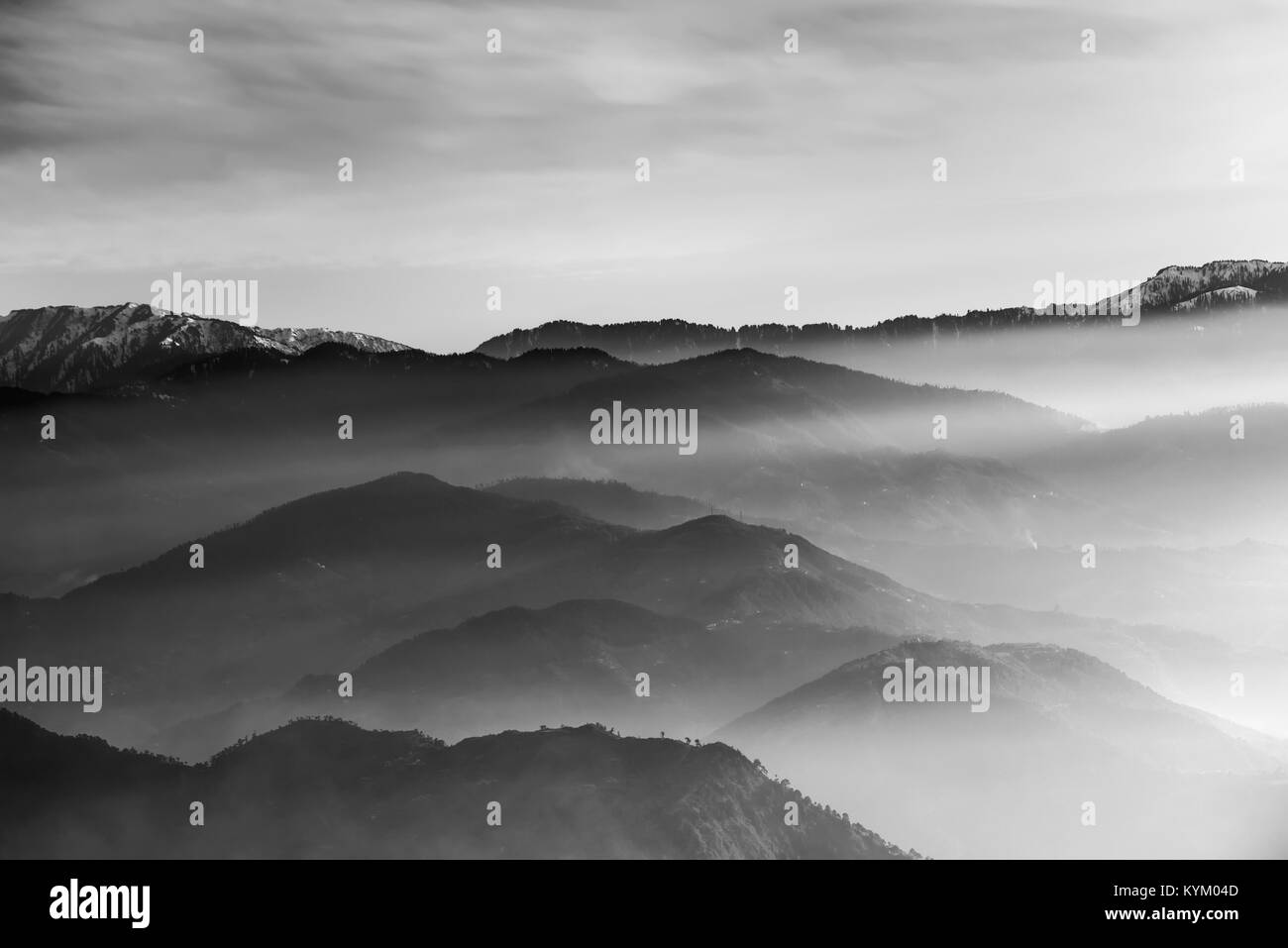 Flowing mountains at Prashar Lake, Mandi, Himachal Pradesh, India Stock Photo