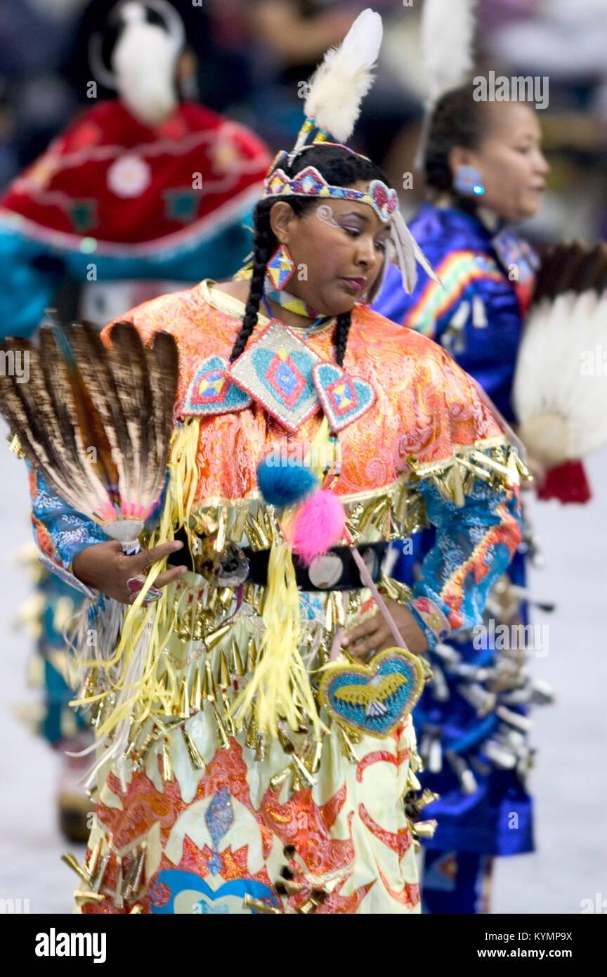 Featuring dancers in traditional attire hi-res stock photography and ...