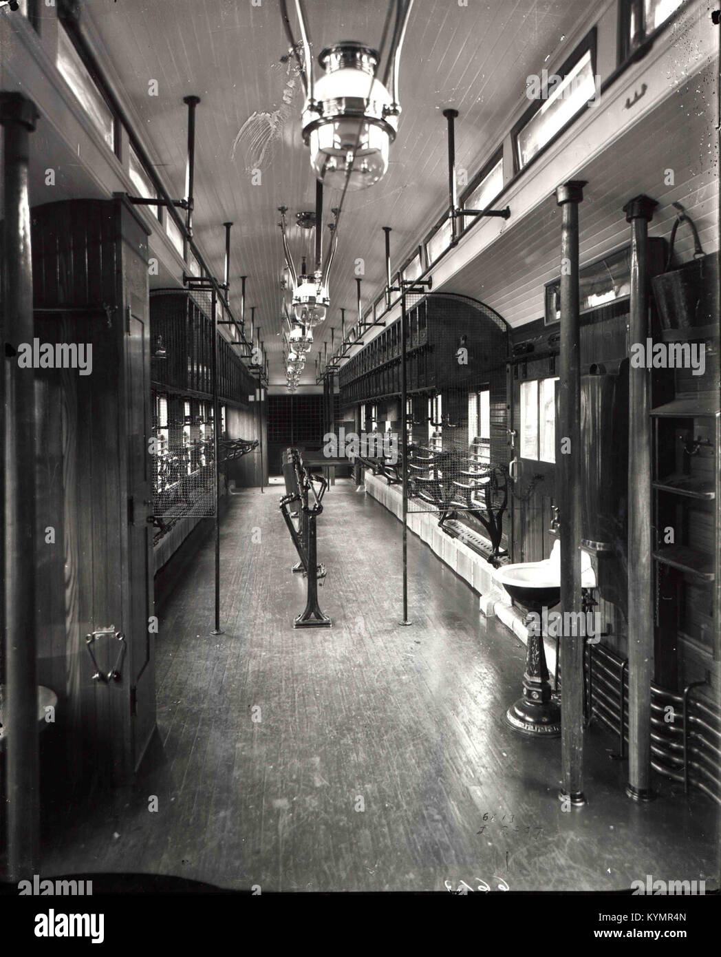 Vintage post office interior hi-res stock photography and images - Alamy