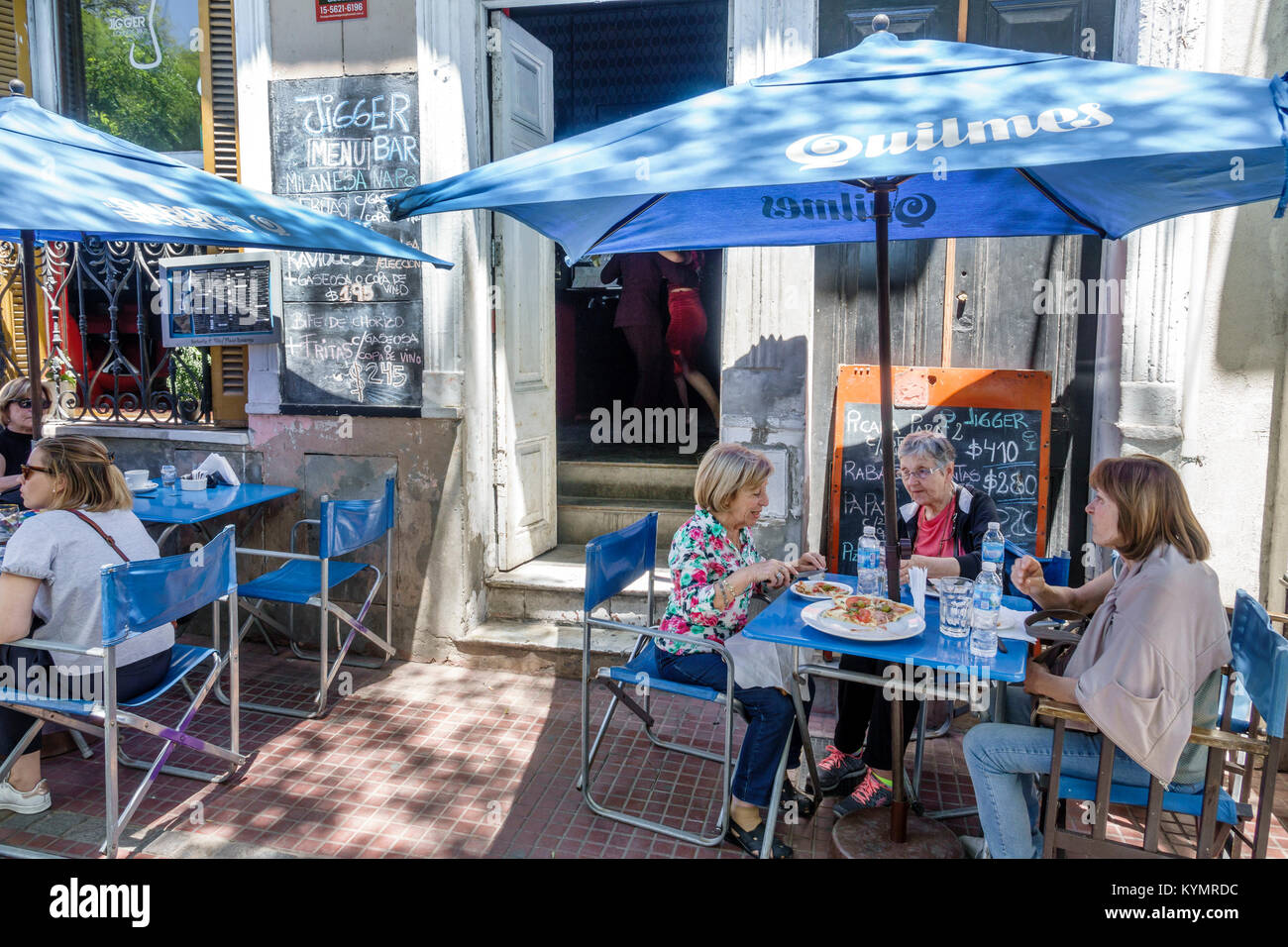 Buenos Aires Argentina,San Telmo Plaza Dorrego,Jigger Lounge Bar,restaurant restaurants fooddining eating out cafe cafes bistro,al fresco,sidewalk out Stock Photo