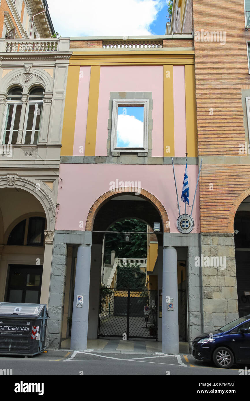 Italian consulate building hires stock photography and images Alamy