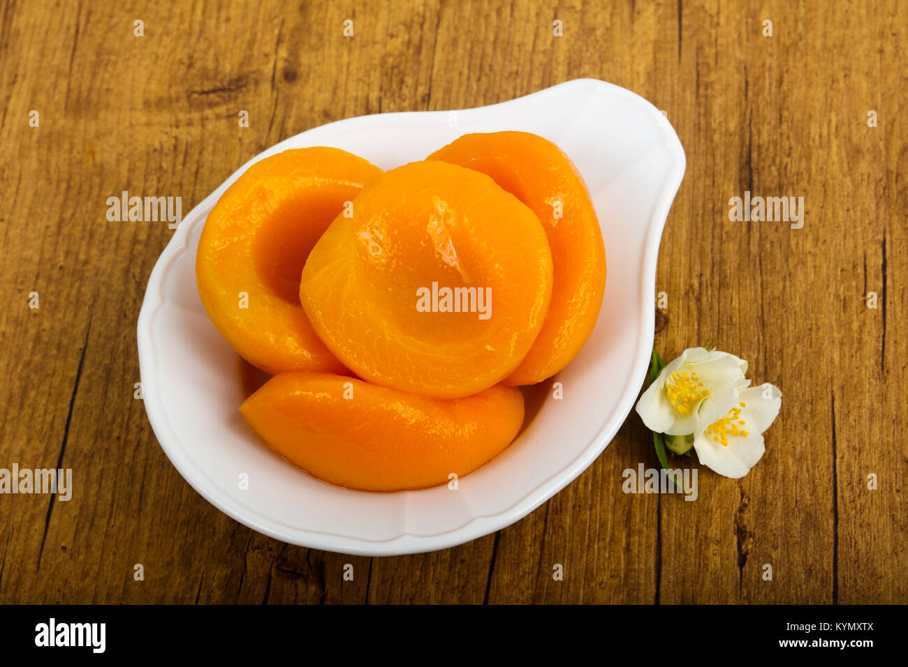 Sweet Canned peaches Stock Photo Alamy