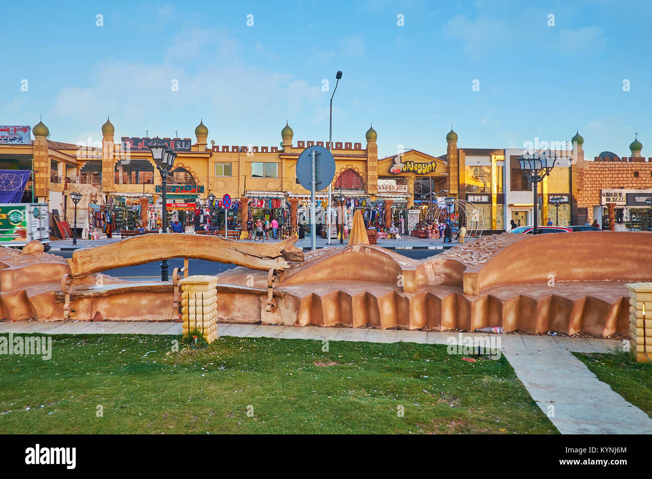 SHARM EL SHEIKH, EGYPT DECEMBER 15, 2017 The stores and cafes of Old Bazaar, the popular