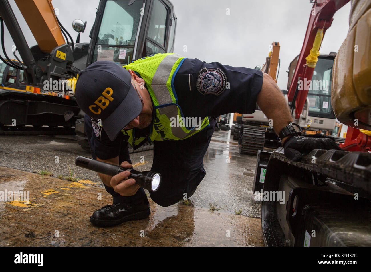 U.S. Customs and Border Protection's agriculture inspection specialists ...