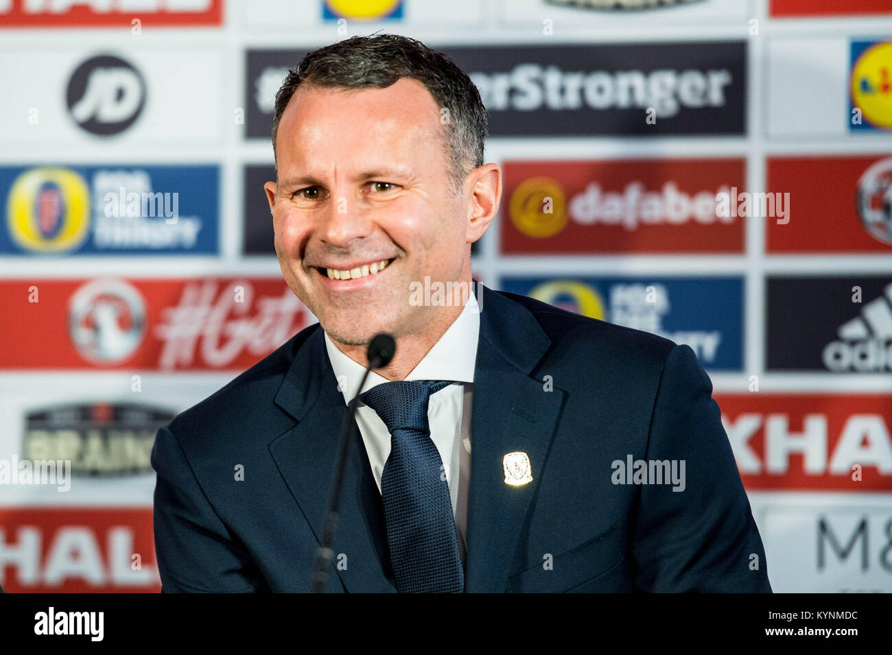 Monday  15 January 2018  Pictured: Wales Manager Ryan Giggs  Re: Former Manchester United Footballer Ryan Giggs is unveiled as Manager of the Welsh National Football Team in a press Conference at the Vale Resort,Cardiff, Wales, UK Stock Photo