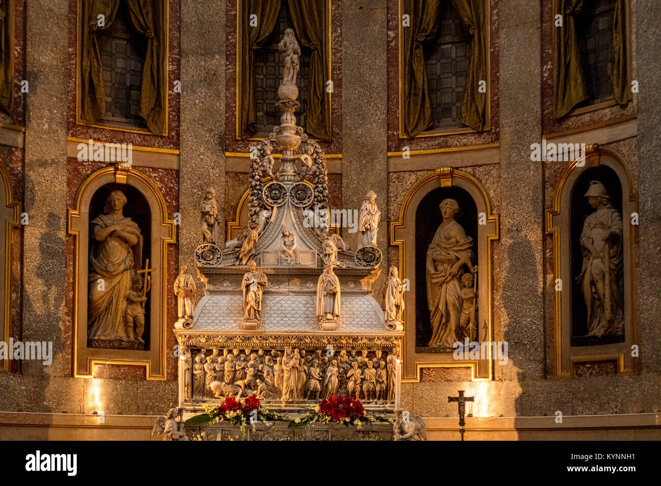 Italy Emilia Romagna Bologna Piazza San Domenico Church of St Domenico -arch of Saint Dominic by  Nicola Pisano Stock Photo