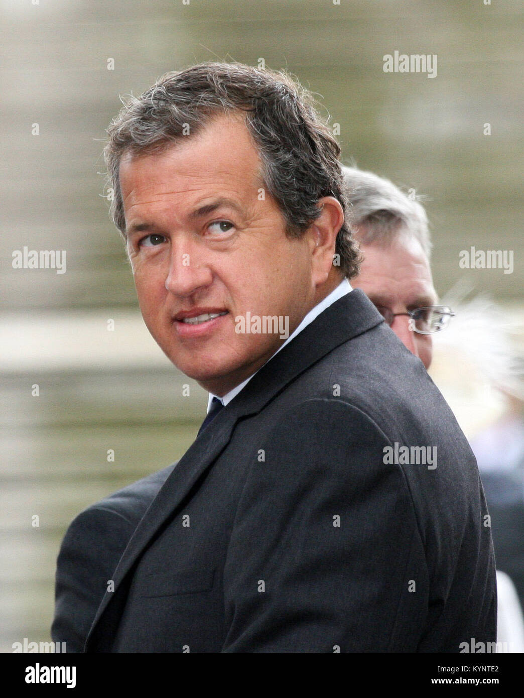 London, UK. 31st Aug, 2007. Celebrity photographer Mario Testino arrives for the Service of Thanksgiving for the life of Diana, Princess of Wales, at the Guards' Chapel in London, England, 31 August 2007. Prince William and Prince Harry organised the Thanksgiving Service to commemorate the life of their mother on the tenth anniversary of her death. Credit: Albert Nieboer (ATTENTION: ) | usage worldwide/dpa/Alamy Live News Stock Photo