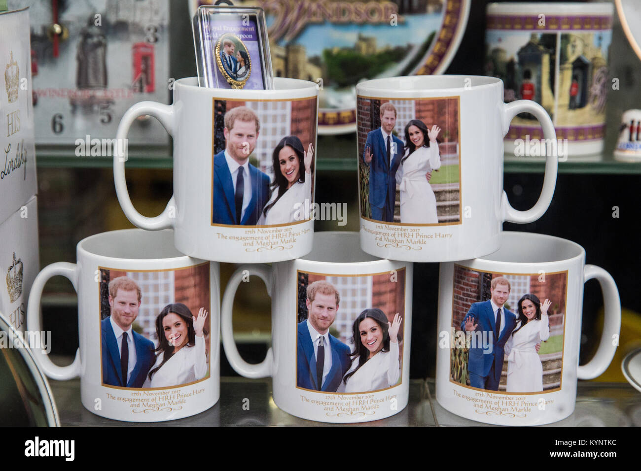 Windsor, UK. 15th Jan, 2018. Mugs and other mementos featuring images of Prince Harry and Meghan Markle have begun to appear in souvenir and gift shops around Windsor ahead of the royal wedding at St George's Chapel, Windsor Castle, in May. Credit: Mark Kerrison/Alamy Live News Stock Photo
