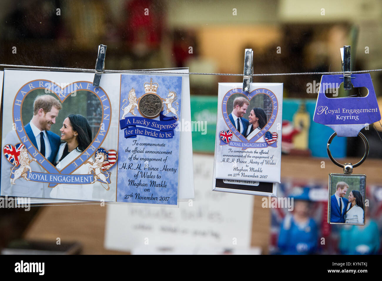 Windsor, UK. 15th Jan, 2018. Keyrings, lucky sixpences and mementos featuring images of Prince Harry and Meghan Markle have begun to appear in souvenir and gift shops around Windsor ahead of the royal wedding at St George's Chapel, Windsor Castle, in May. Credit: Mark Kerrison/Alamy Live News Stock Photo